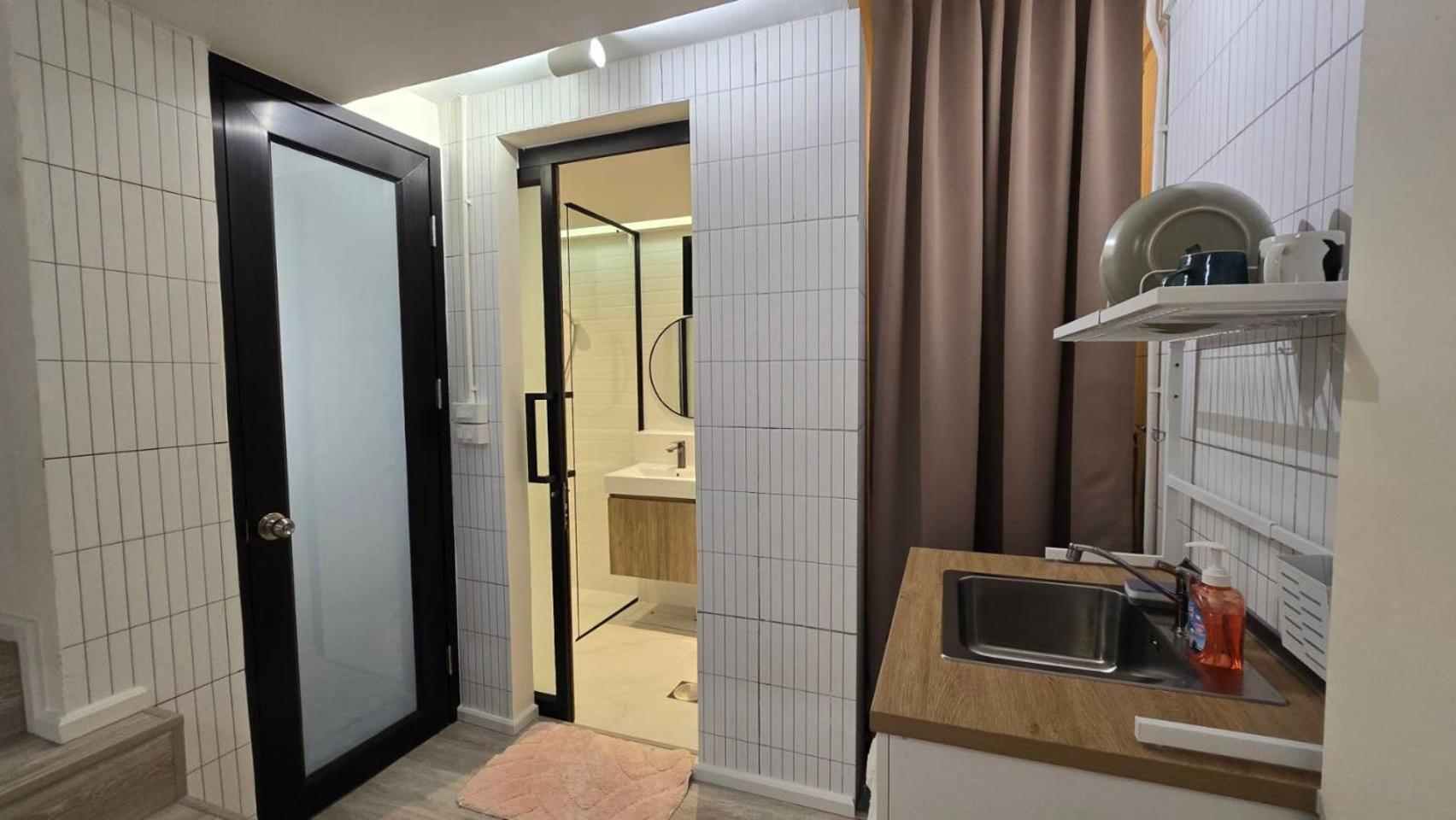 Wang Lang Hostel Bangkok Extérieur photo
